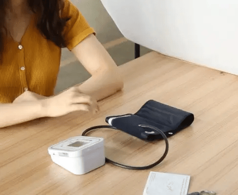 Electronic Blood Pressure Monitor | Arm-Type, Irregular Heartbeat Detection & Memory Storage