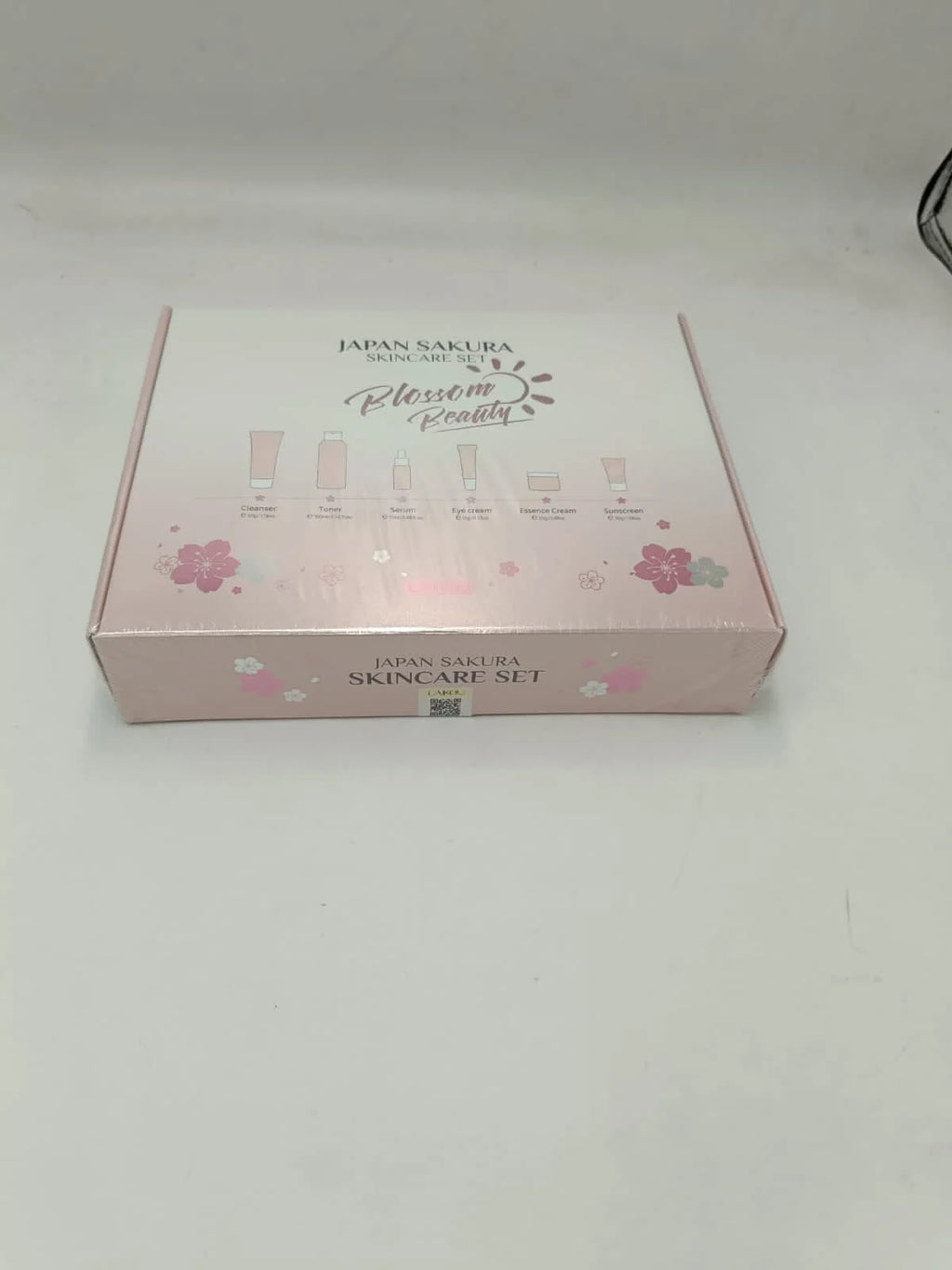 Japan Sakura Skincare Set – 6 Pieces